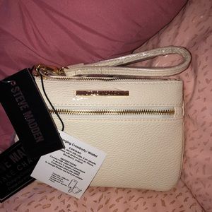 Steve Madden Charger Wristlet